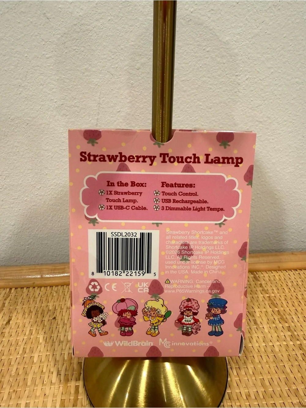VIRAL Strawberry Shortcake Touch Lamp USB Dimmable Light